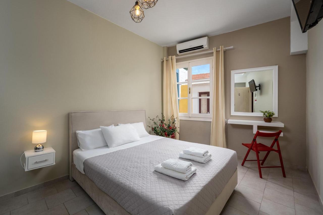 Maravelia'S Rooms Simi Exterior foto